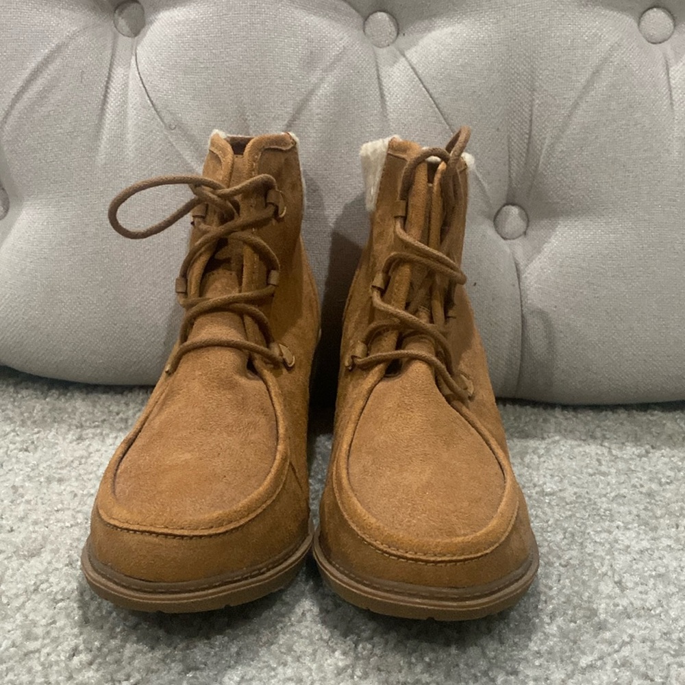 Brown fur booties sz 11